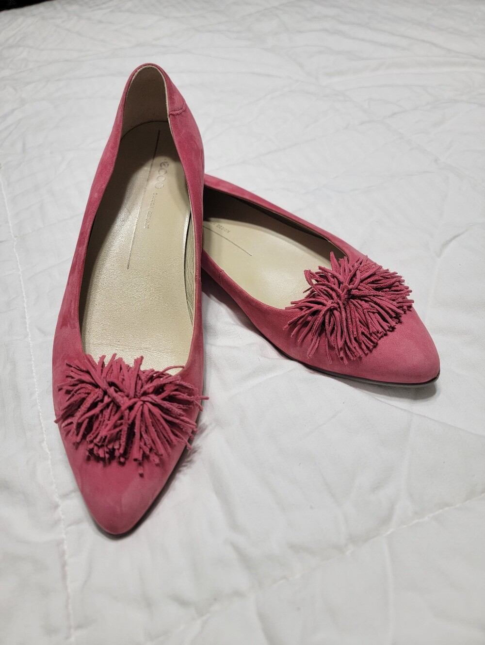 Ecco Deep Pink Pointed Toe Flats With  Fring Pom European Size 40 US 8.5